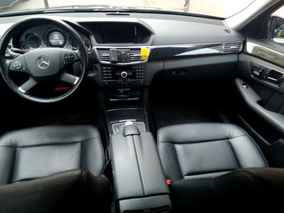 2010 Mercedes-Benz E-Класс 350 IV (W212, S212, C207), чёрный, 2600000 рублей, вид 5
