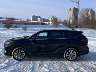 2020 Toyota Highlander IV (XU70), чёрный, 5450000 рублей, вид 4