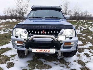 2000 Mitsubishi L200 III, серебристый, 780000 рублей, вид 1