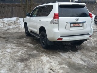 2012 Toyota Land Cruiser Prado 150 Series, белый, 4000000 рублей, вид 2