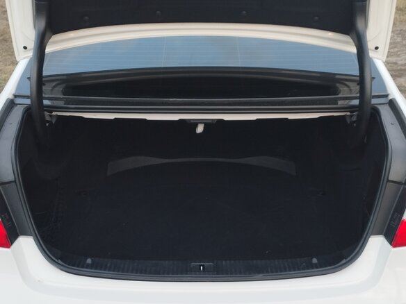 2012 Mercedes-Benz E-Класс 200 7G-Tronic IV (W212, S212, C207), белый, 1650000 рублей - вид 10