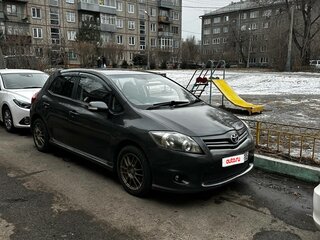 2010 Toyota Auris I Рестайлинг, серый, 500000 рублей, вид 3