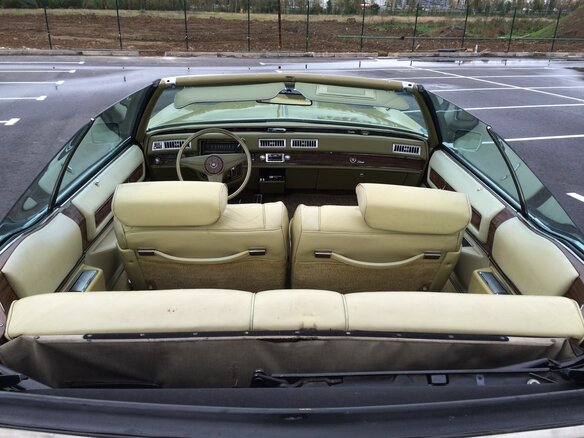 1975 Cadillac Eldorado IX, золотистый - вид 28