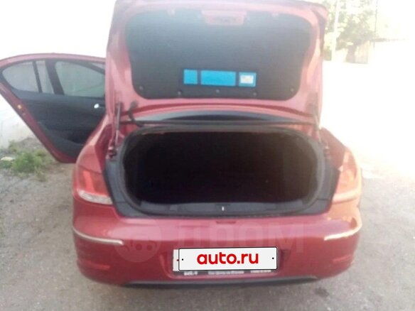 2012 Peugeot 408 I, красный, 400000 рублей - вид 1