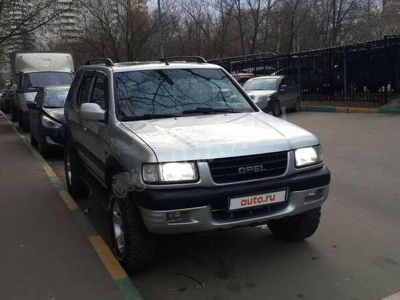 2000 Opel Frontera B, серебристый