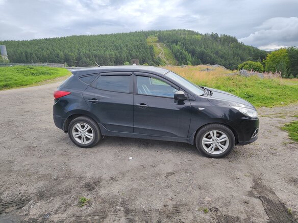 2011 Hyundai ix35 I, чёрный, 950000 рублей