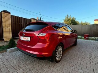 2013 Ford Focus III, красный, 930000 рублей, вид 3