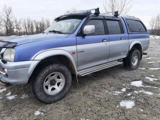 2000 Mitsubishi L200 III, серебристый, 780000 рублей, вид 5