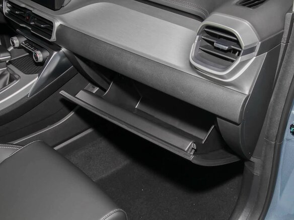 2026 Geely Binyue I Рестайлинг 2, серый - вид 22