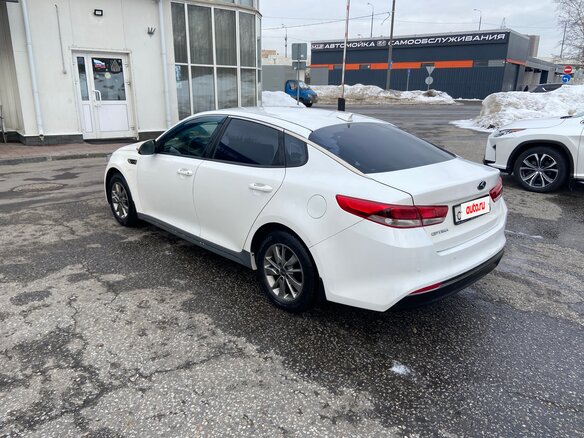 2017 Kia Optima IV, белый, 950000 рублей - вид 5