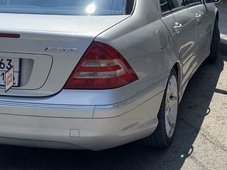 2007 Mercedes-Benz C-Класс 230 II (W203) Рестайлинг, серый, 1200000 рублей, вид 3