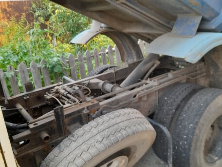 1995 Nissan Atlas, белый, 1750000 рублей, вид 3