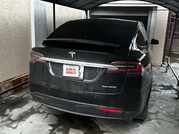 2020 Tesla Model X Performance I, чёрный, 5500000 рублей - вид 3