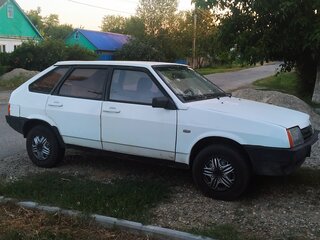 1999 Lada (ВАЗ) 2109, белый, 120000 рублей, вид 3