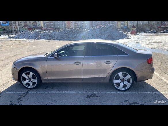 2011 Audi A4 IV (B8), бежевый, 1920000 рублей - вид 3