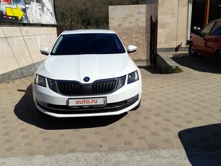 2017 Skoda Octavia III (A7) Рестайлинг, белый, 1200000 рублей, вид 2