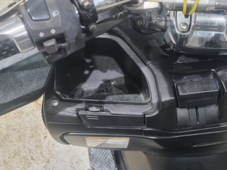2010 Suzuki Burgman (SkyWave) 400, чёрный, 370000 рублей, вид 2