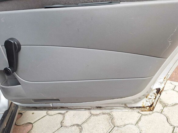 2009 Lada (ВАЗ) Priora I, серебристый, 230000 рублей - вид 9