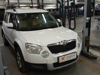 2011 Skoda Yeti I, белый, 580000 рублей, вид 2