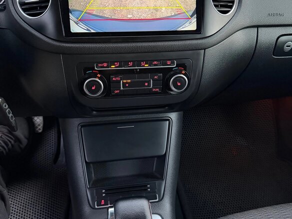 2011 Volkswagen Tiguan I Рестайлинг, чёрный, 1550000 рублей - вид 11