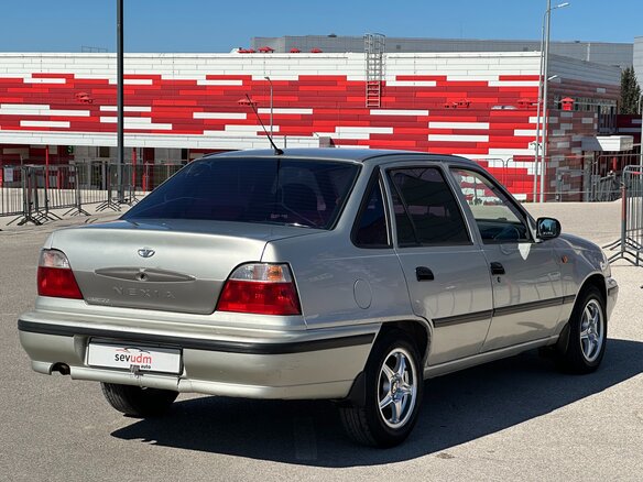 2007 Daewoo Nexia I, серебристый, 247000 рублей - вид 20