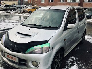 2001 Daihatsu YRV I, серебристый, 420000 рублей, вид 1