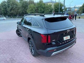 2020 Kia Sorento IV, чёрный, 3245000 рублей, вид 4