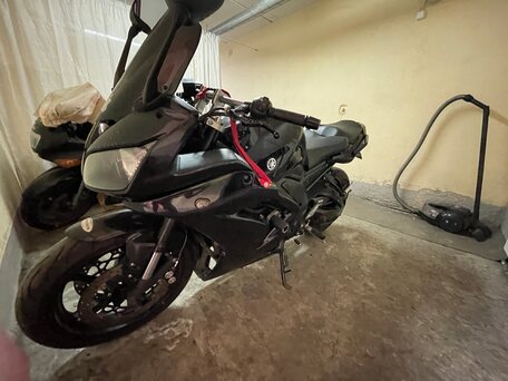 2011 Yamaha FZ1, чёрный, 550000 рублей, вид 2