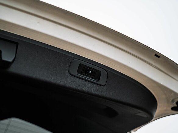 2024 Geely Coolray I Рестайлинг, белый, 2009000 рублей - вид 18