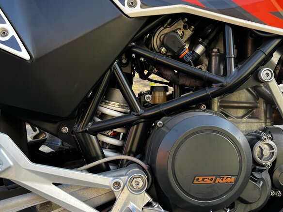 2011 KTM 690 SMC, оранжевый, 450000 рублей - вид 6