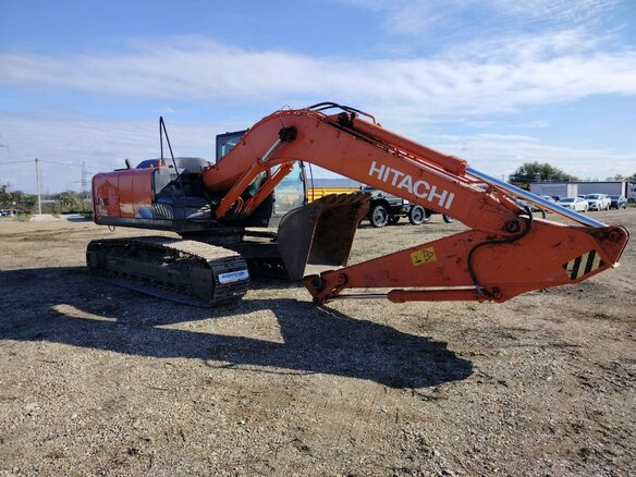 2022 Hitachi ZX200, оранжевый, 8150000 рублей - вид 1
