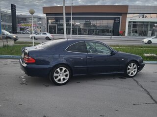 1999 Mercedes-Benz CLK-Класс 320 I (W208), синий, 600000 рублей, вид 4