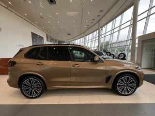 2026 BMW X5 40d IV (G05/G18) Рестайлинг, коричневый, 17600000 рублей, вид 4