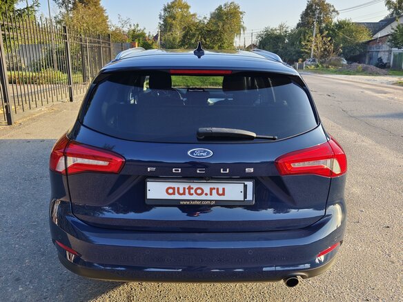 2020 Ford Focus IV, синий, 1750000 рублей - вид 4