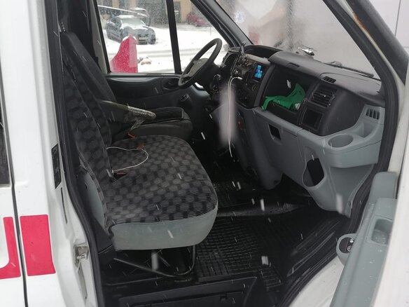 2011 Ford Transit, белый, 1000000 рублей - вид 4