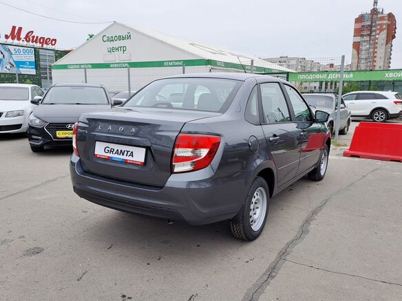 2026 Lada (ВАЗ) Granta I Рестайлинг, серый, 1109900 рублей - вид 5