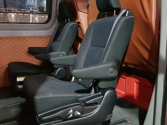 2006 Mercedes-Benz Sprinter, красный, 1450000 рублей - вид 20