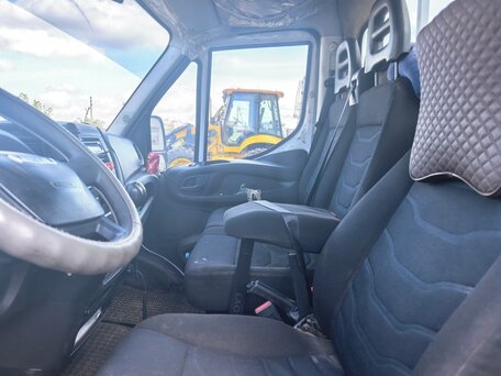 2017 Iveco Daily, белый, 3250000 рублей, вид 2
