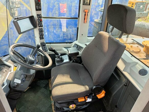 2024 LGCE L989H, жёлтый, 18569000 рублей - вид 6