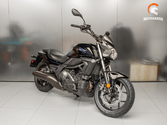 2013 Honda CTX 700, чёрный, 618141 рублей