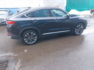 2022 Geely Tugella I, чёрный, 3250000 рублей, вид 4