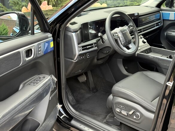2026 Hyundai Santa Fe V (MX5), чёрный, 5350000 рублей - вид 13
