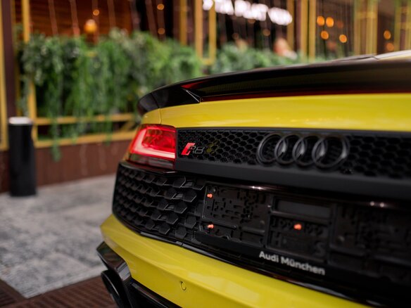2019 Audi R8 V10 performance II (4S) Рестайлинг, жёлтый, 21500000 рублей - вид 16