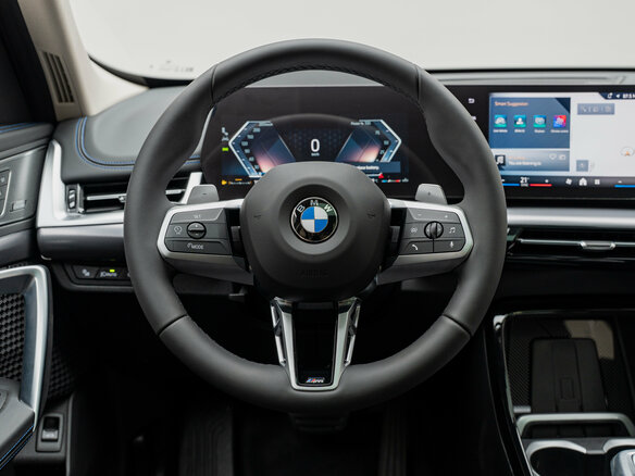 2026 BMW X1 Long 25Li xDrive III (U11/U12), чёрный, 5800000 рублей - вид 28