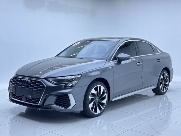 2023 Audi A3 35 TFSI Long IV (8Y), серый, 2280000 рублей