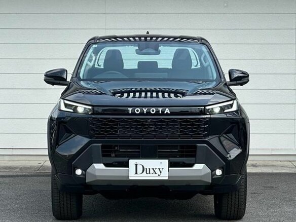 2026 Toyota Hilux IX, чёрный, 9399900 рублей - вид 1