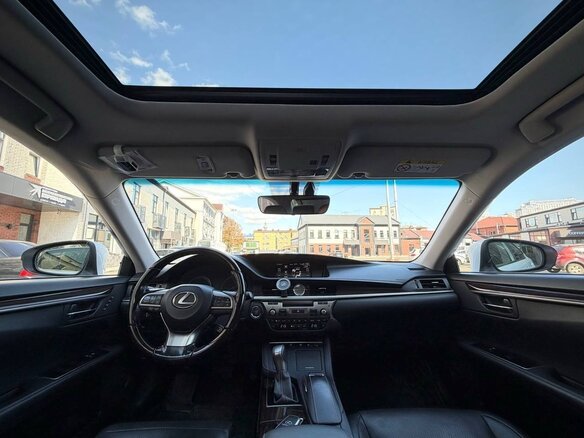 2016 Lexus ES 250 VI Рестайлинг, белый, 2490000 рублей - вид 8