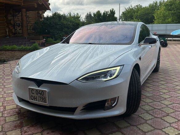 2017 Tesla Model S 75 I Рестайлинг, белый, 4200000 рублей - вид 4