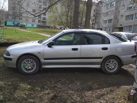 2003 Mitsubishi Carisma I Рестайлинг, серебристый - вид 3
