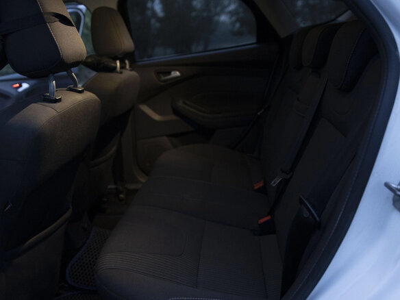 2013 Ford Focus III, белый, 800000 рублей - вид 15